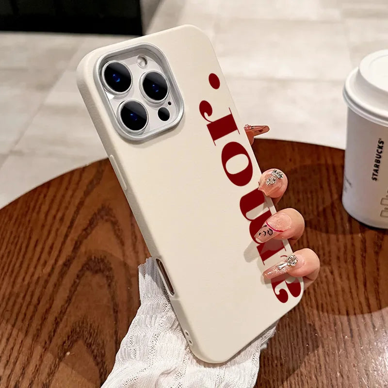 Coque iPhone Minimaliste - "Amor." Bordeaux